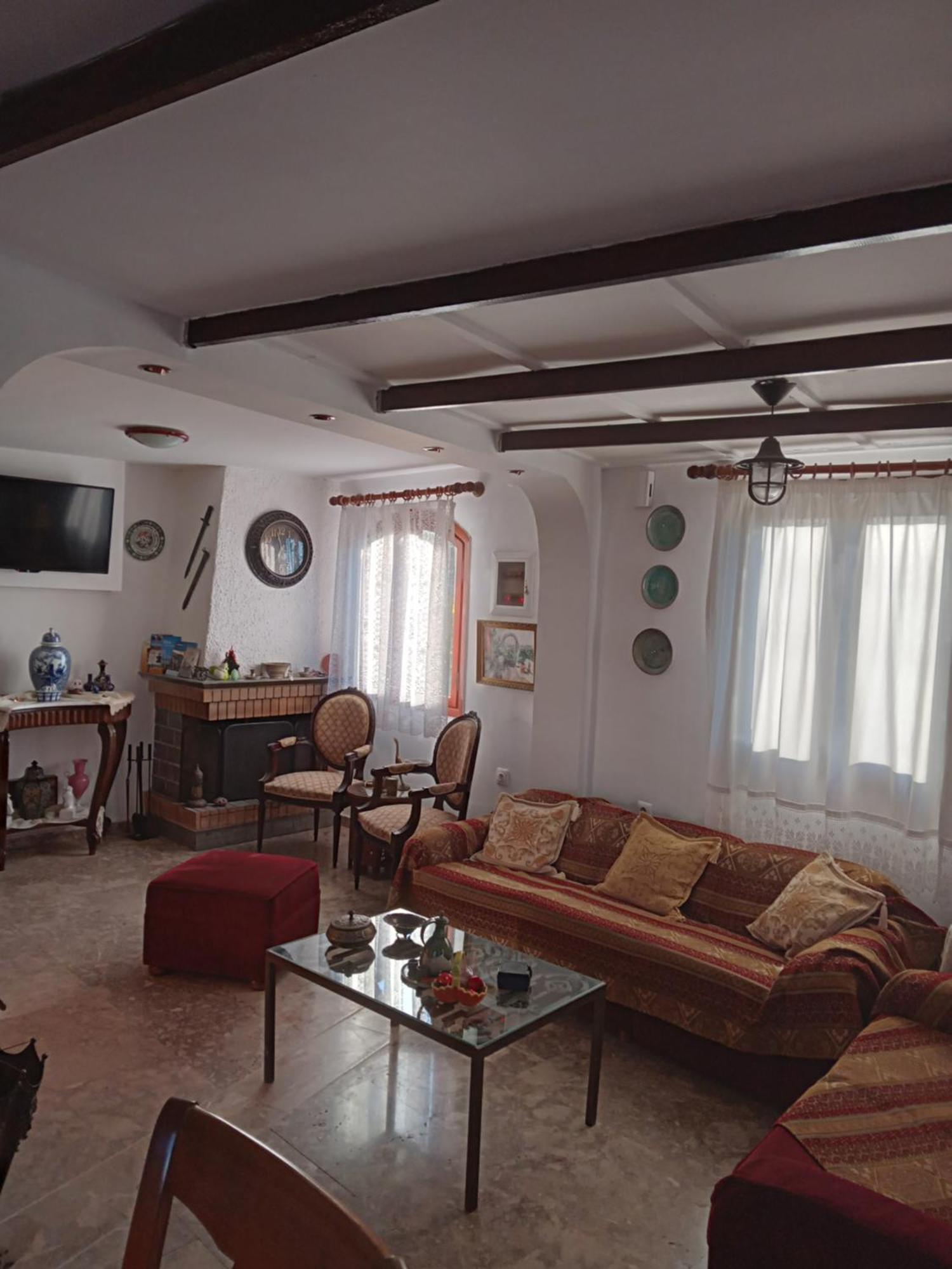 Apartment Ampelia *